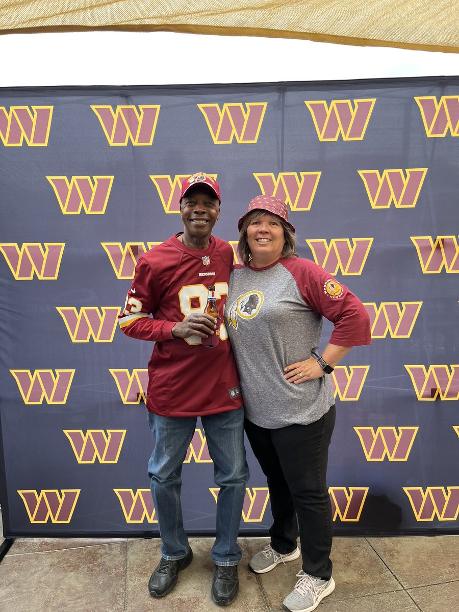 Kelly Austin tweet media