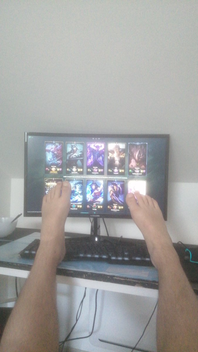 soumisraffault's tweet photo. Petite game lol https://t.co/seoQyl7uI2