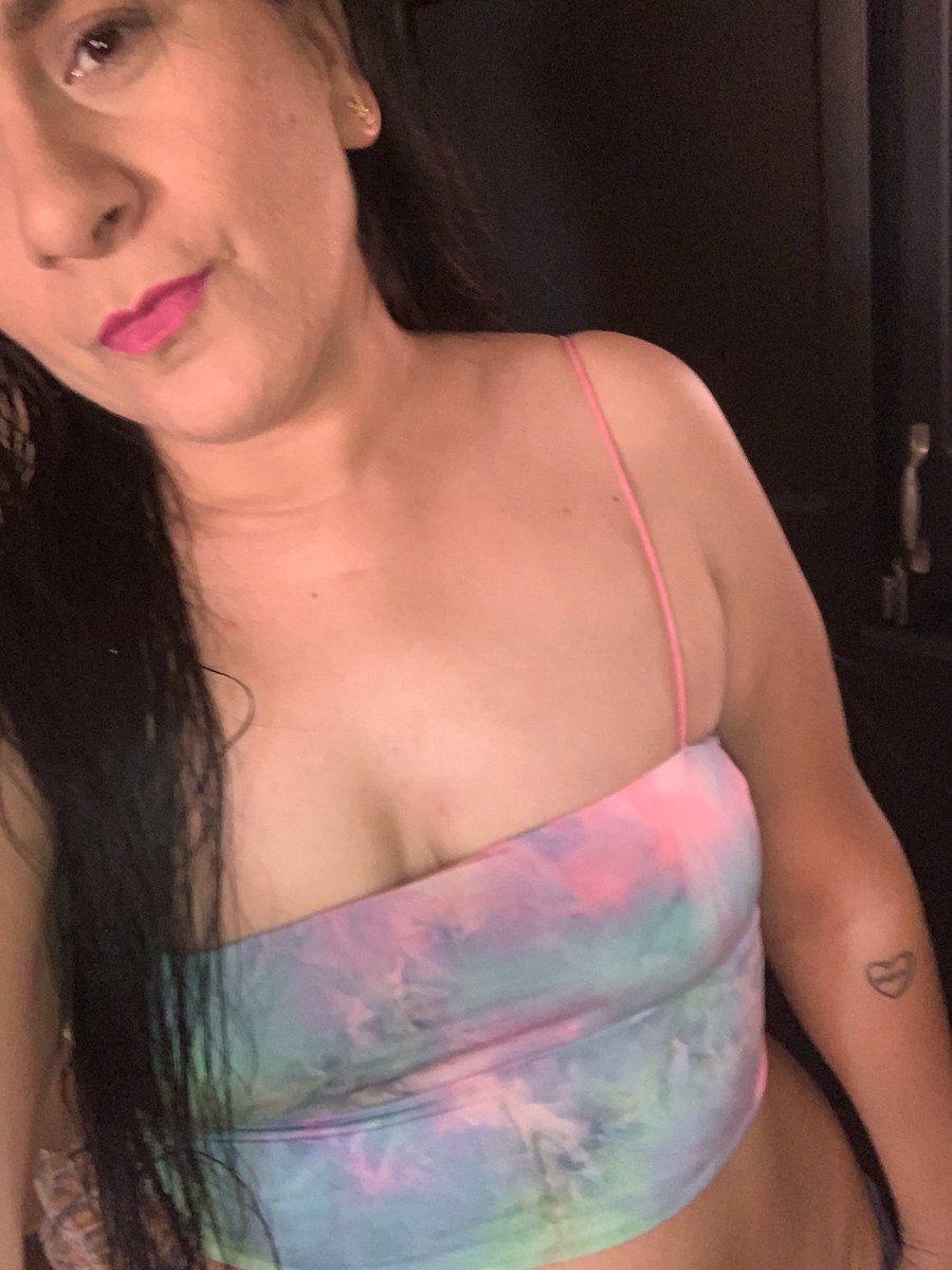 ElsaGonzalezv's tweet photo. Holi 💞
Ya te suscribiste a mi OF? https://t.co/961oYCUG90