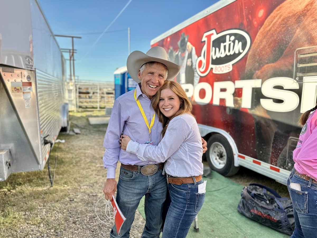 KreiderCourtney's tweet image. 102 years of #redbluffroundup 💛 I'm lucky to have three years under my belt working with this incredible association, helping to preserve the #western way