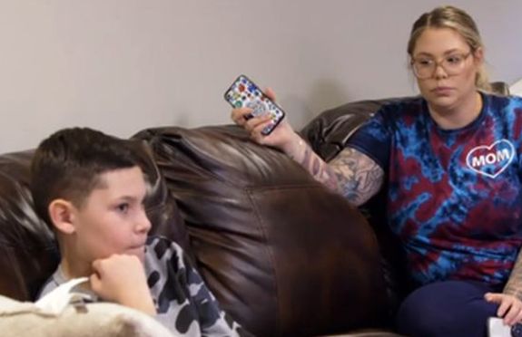 'Teen Mom' News Pile: Kail Lowry's son tells her to use birth control; Jenelle Evans tells Kim Kardashian how to be a good lawyer & more #TeenMom news: https://t.co/1kWN5w9E7K https://t.co/xsQJXQNNqV