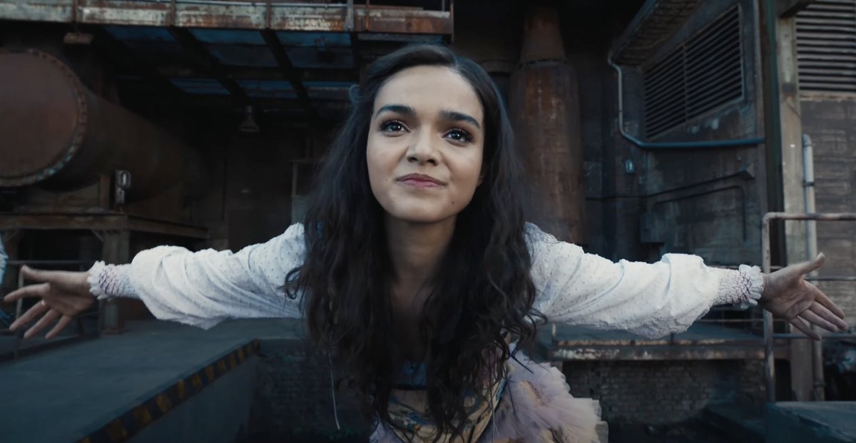 PopCrave's tweet photo. New look at Rachel Zegler in ‘The Hunger Games: The Ballad of Songbirds and Snakes.’ https://t.co/h3pfGOj2tN