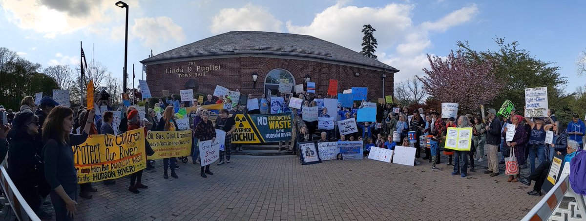 Momma, PhD (@mazafratz) on Twitter photo Big crowd turned out in #Cortlandt to demand <a href="/GovKathyHochul/">Governor Kathy Hochul</a> use NY authority to protect kids at the elementary school and to stop the dumping of 1mill gallons of #radioactive wastewater from the spent fuel pools. Our kids deserve better! #HochulStopHoltec #StopHoltec Big crowd turned out in #Cortlandt to demand <a href="/GovKathyHochul/">Governor Kathy Hochul</a> use NY authority to protect kids at the elementary school and to stop the dumping of 1mill gallons of #radioactive wastewater from the spent fuel pools. Our kids deserve better! #HochulStopHoltec #StopHoltec