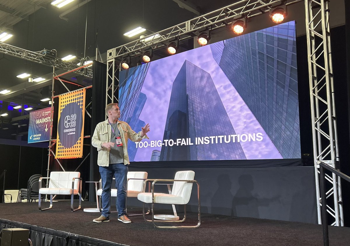 Stefan Johne taking stage at Consensus in front of a packed crowd. Introducing Seneca and explaining why 99.97% of transactions are in Web2.  #Consensus2023