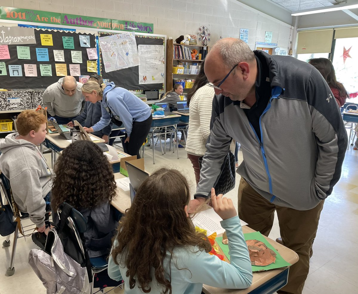MauraECondon's tweet photo. It started with an interview. That led to research, discoveries, and finally the opportunity to present. So many interesting stories &amp; histories shared today! #medfieldps #dalecorevalues #beproudbedale https://t.co/Tv48JzdGSH