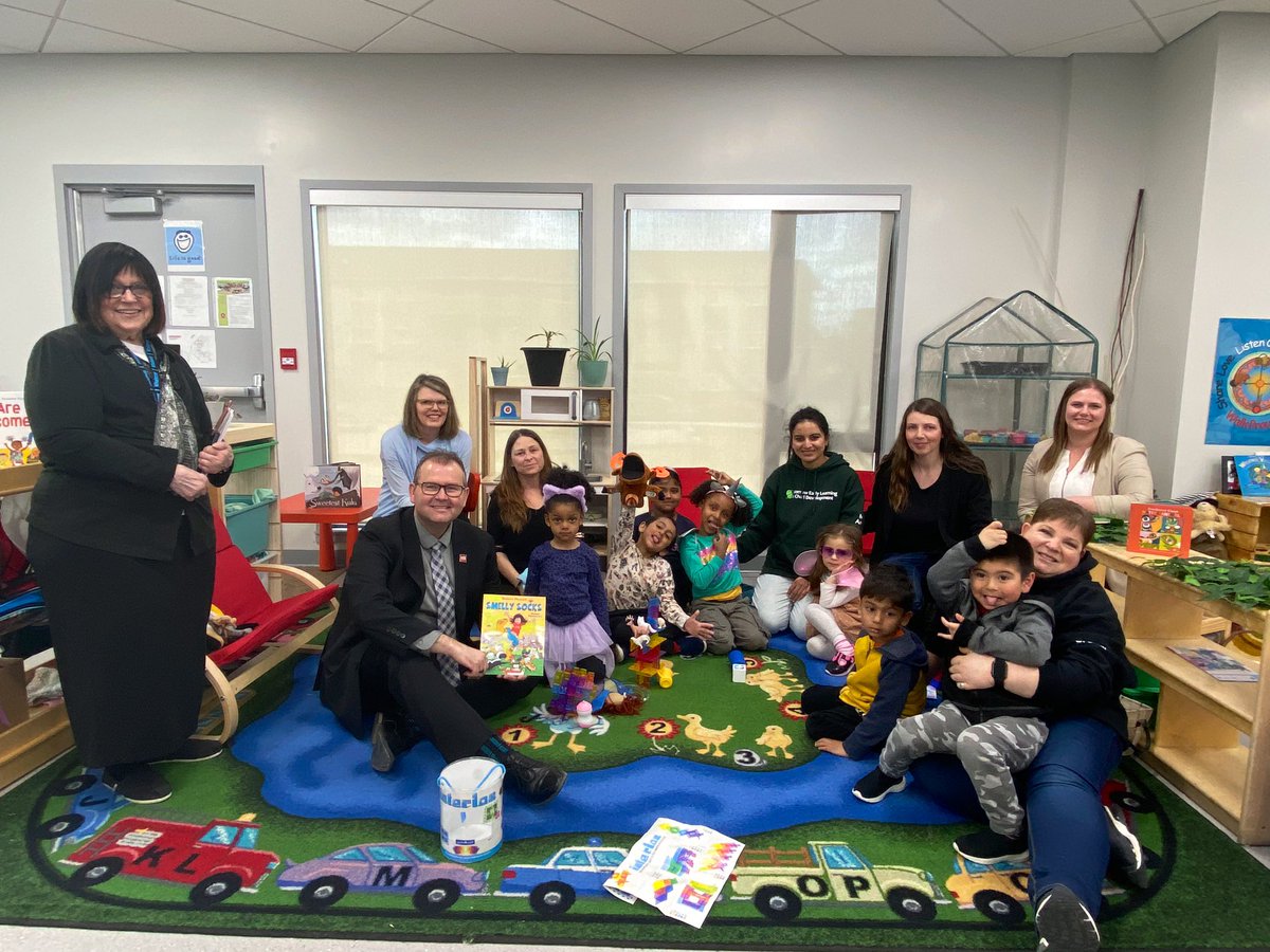 minewasko's tweet photo. During ECE week, I’m pleased to announce that our @MBGov is investing $56.1M towards wage increases to support our province’s early learning and child-care workers. This wage increase recognizes the importance of the crucial work Manitoba ECEs do. #mbpoli #ECEsAreEssential https://t.co/RHl2pNaEOE