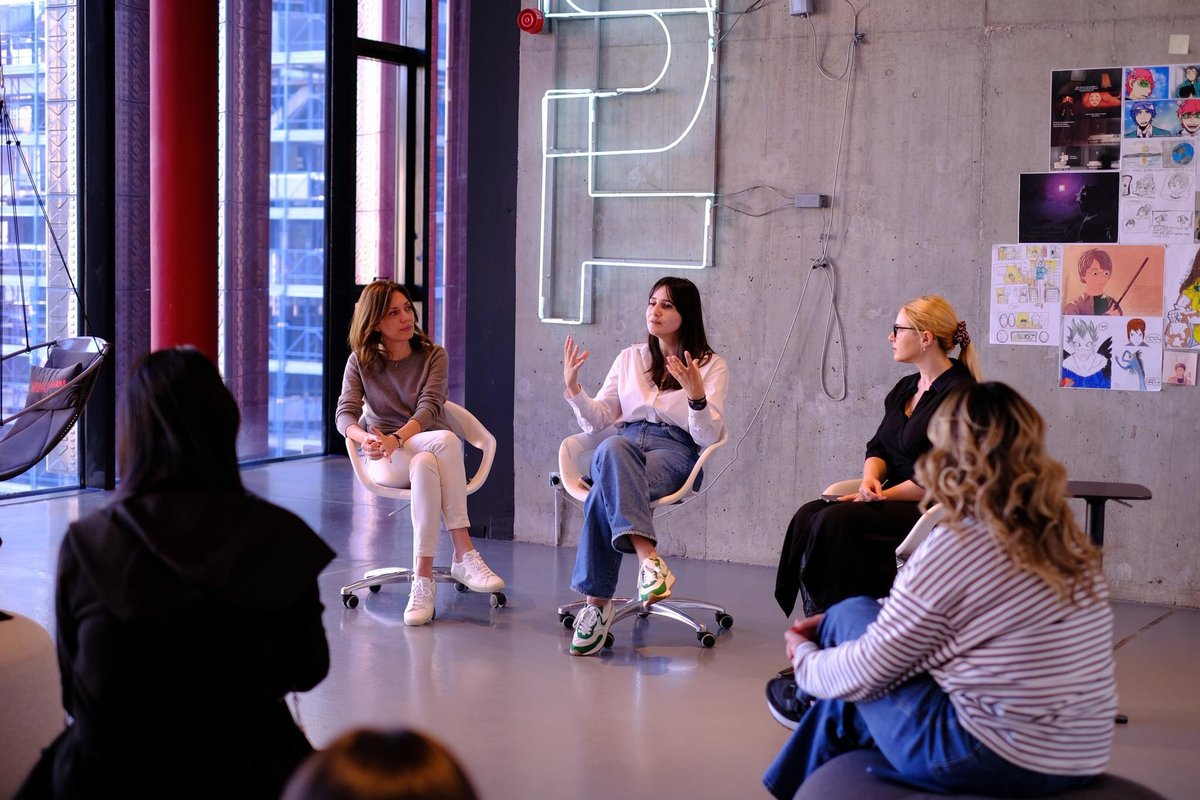 jolezakoka's tweet photo. Celebrating Girls in ICT @tumocenter 

Një nga qendrat më të bukura të dijes, që mund të vizitohet pa pagesë në Tiranë!

👉 Regjistrohu: https://t.co/YygM7UUxQ3

👉 Informohu: https://t.co/CTgo5uEPS8

#tirana
#GirlsinICT https://t.co/SJqETZDWNU