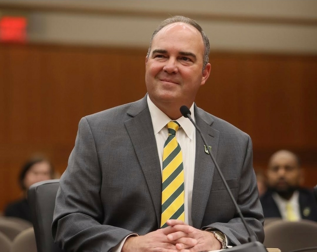 RaychelleRiley's tweet photo. #BREAKING: "The UL System Board has named Dr. William Wainwright the 15th president of Southeastern Louisiana University," stated @oursoutheastern . https://t.co/cSM2WrcW5H