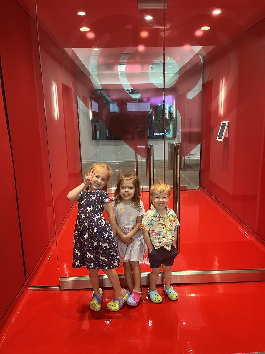 KellyGAnderson's tweet photo. Take your kids to work day was a blast at Daddy’s office @iHeartRadio https://t.co/7YyQy6h8hs