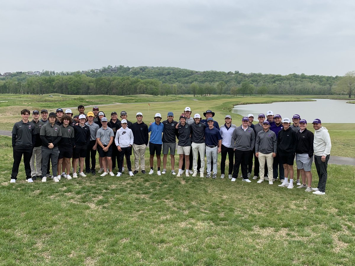 MHSStangsGolf's tweet photo. We are Rockwood! https://t.co/dbxJC0oIQ9