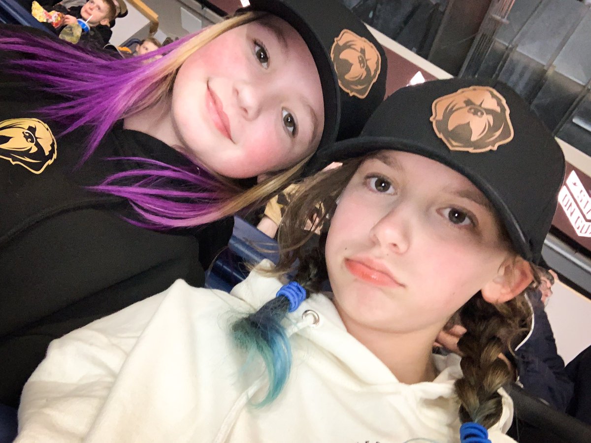 LTLEBLANC's tweet photo. In the @NewtownElem Lions Fan Zone at the @NLGrowlers game! https://t.co/B0ZEsgsiPB