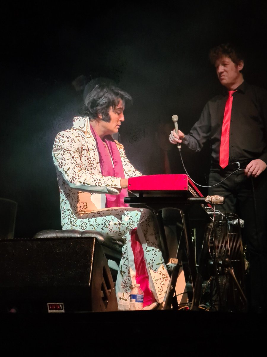 Corrine0392's tweet photo. Just got home from watching @BenPortsmouth1 at Canterbury!! The worlds best ETA!!! Always absolutely amazing!! This was my 20th Show 🥰 and watching again tomorrow at Croydon!! I get lost in my own Elvis/Ben world and I love every bit ❤️ https://t.co/U9TqZ78zqp