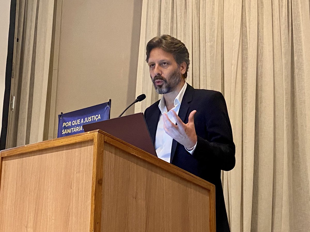 peoplesmeds's tweet photo. “We want international jurisdiction for human rights. For the rights of workers. For the rights of nature.”

@GuillaumeLong delivers the closing address to #Rio2023, wrapping up three days of #HealthJustice and #ClimateJustice collaborations. https://t.co/6XTqMXNBxe
