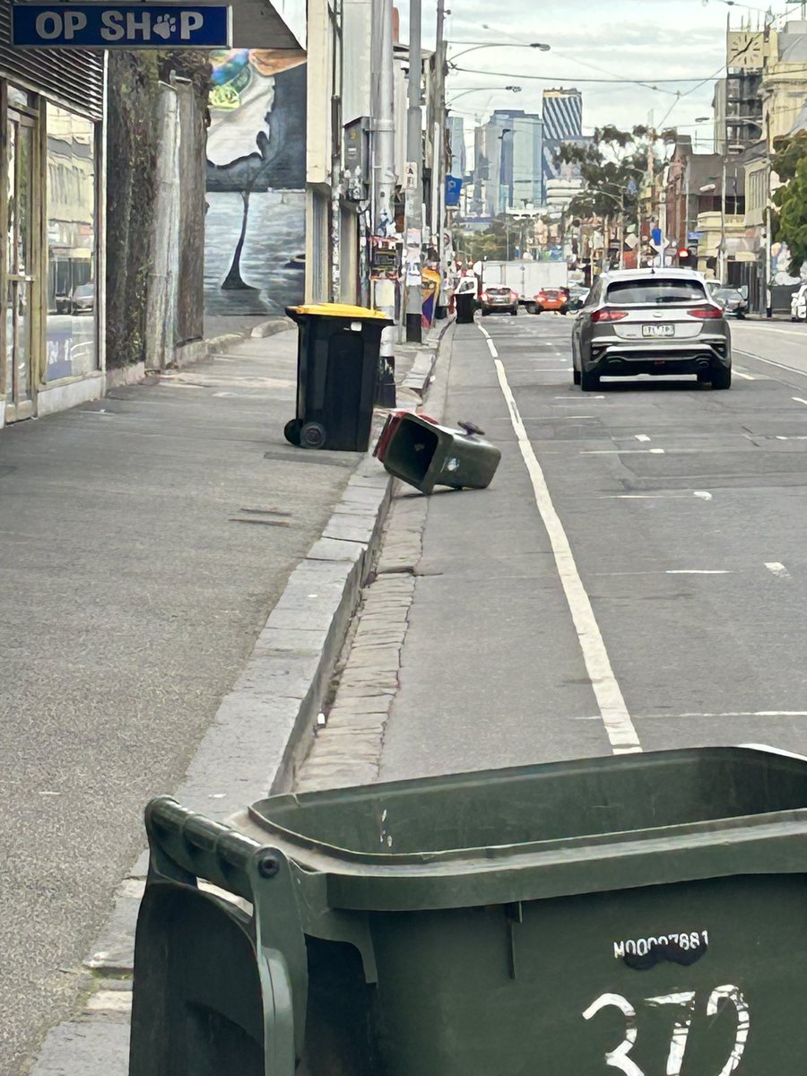 Bel Smith tweet media