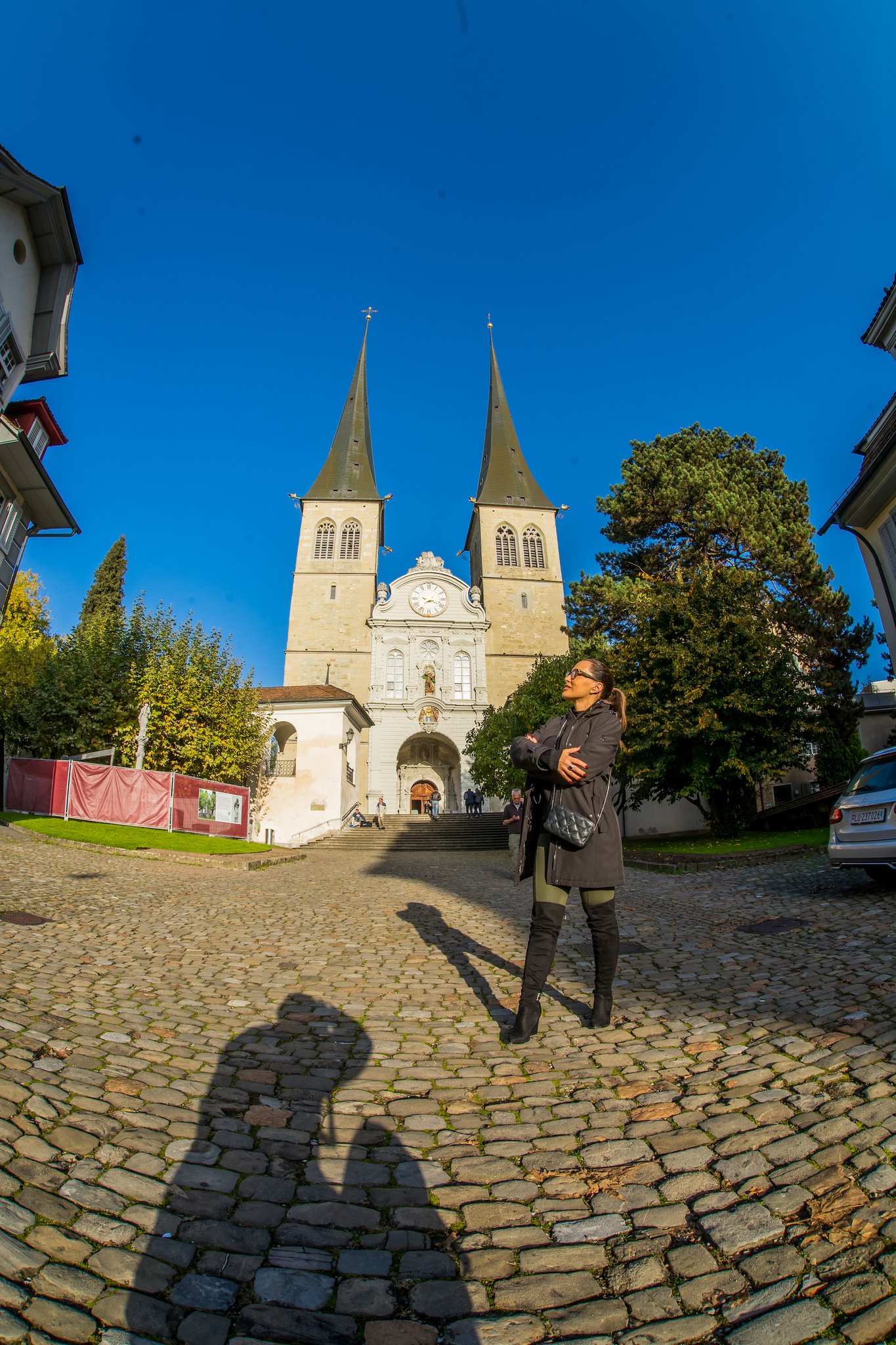 TW Pornstars - 2 pic. Lisa Ann. Twitter. Born to explore the world #Switzerland. 10:25 PM - 27