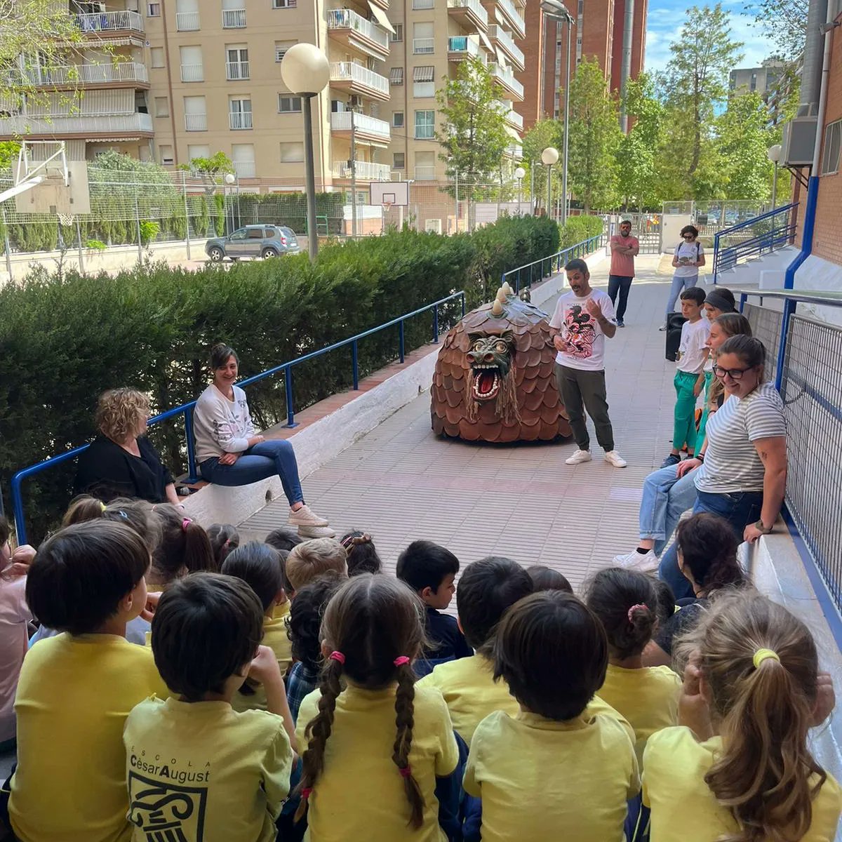 Cucafera Tarragona tweet media