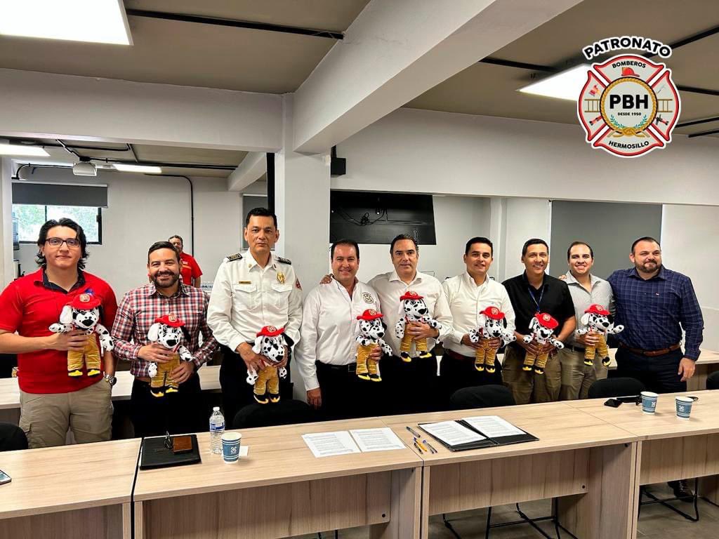 Hoy por la mañana se llevó a cabo la firma de Convenio entre la Fundación AXA y el Patronato de Bomberos de Hermosillo.

<a href="/FundacionAXA/">Fundación AXA</a> 
<a href="/BomberosHermos1/">BomberosHermosillo</a>