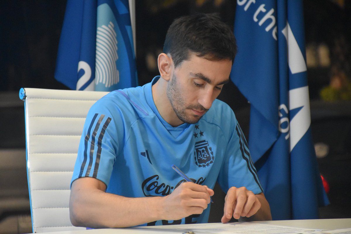 A Dos Toques Futsal tweet media