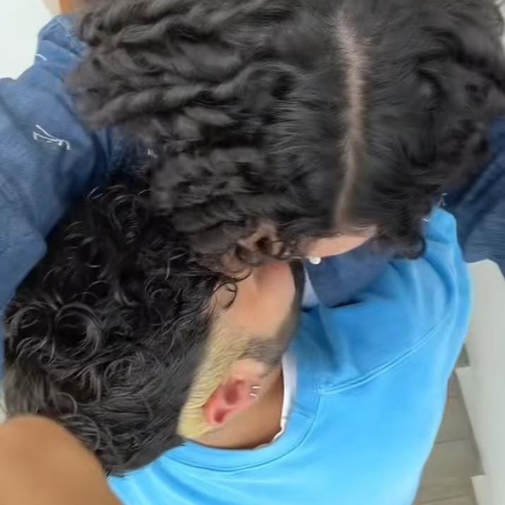 Hamilson21's tweet photo. Tendría que estar leyendo o haciendo mi avance de tesis, pero no, en cambio estoy llorando porque dos pelados se abrazaron bien bonito en un tiktok. Ayno es que los amo @dgocardenas @Jorge_Anzaldo @LosRules https://t.co/nO2GCSe2gf