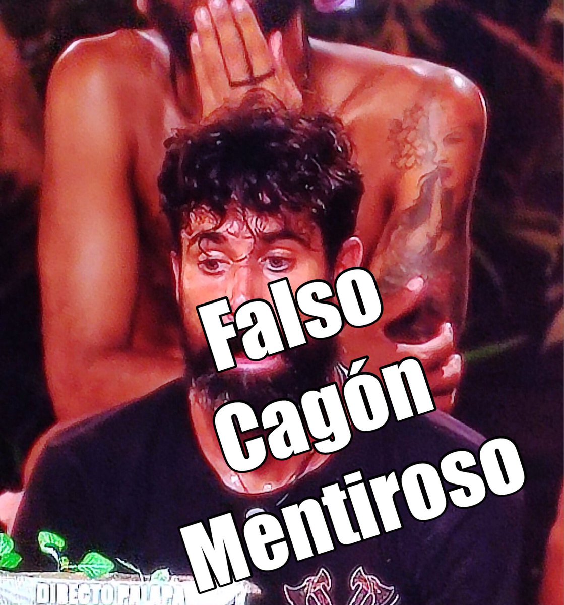 finast66's tweet photo. Vaya tela el personajillo cobarde de Diego.🤮🤮🤮#SVGala9 https://t.co/TkVy48g9he