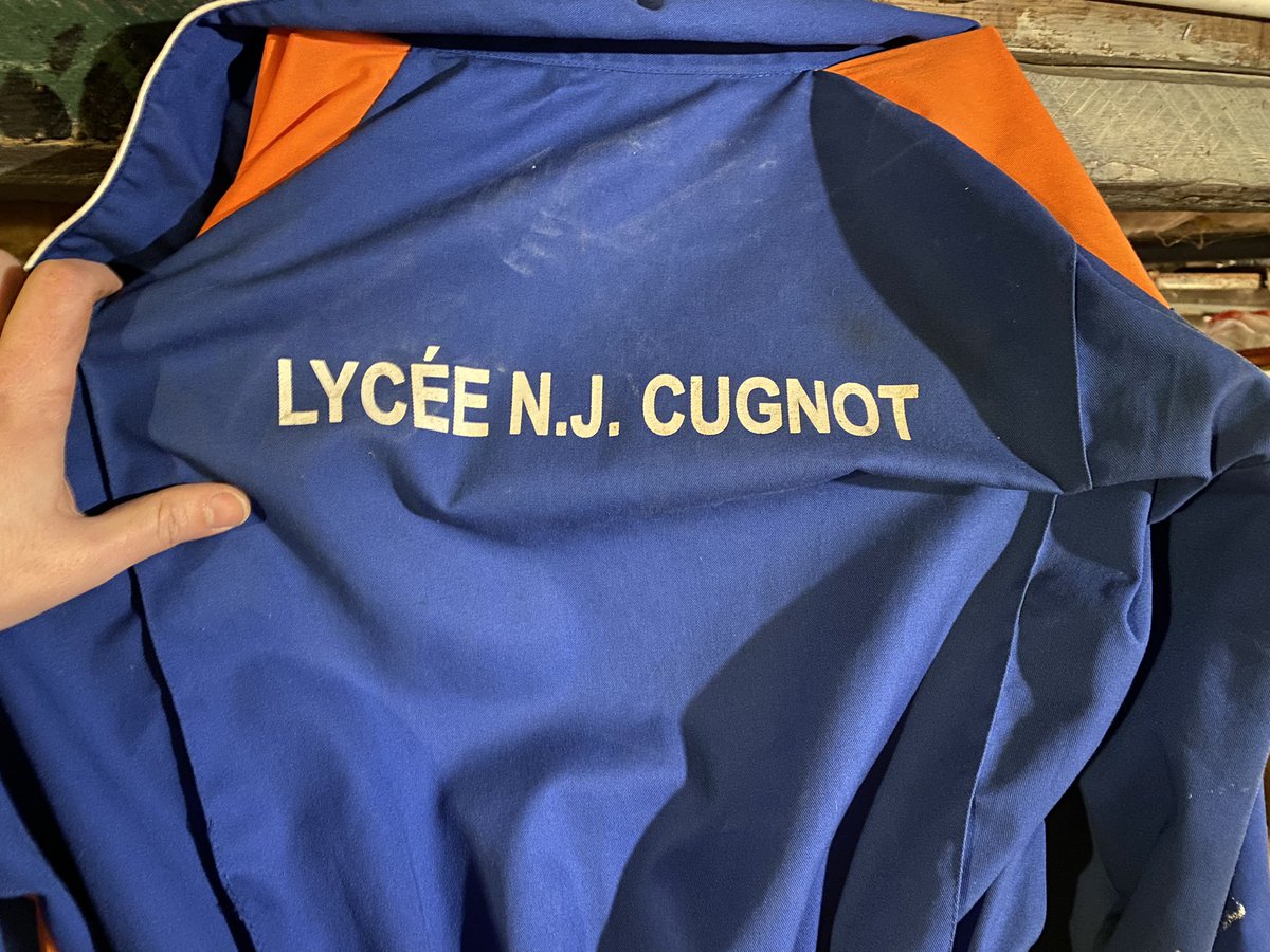 Et mon souvenir préféré de mon année de travail en France devrait être ces bleus. Ça fait 11 ans depuis que j’ai retourné au Canada, et l’Europe et la France me manque toujours. <a href="/Lycee_Cugnot/">LycéeCugnot93</a> <a href="/NeuillysurMarne/">Neuilly-sur-Marne</a> <a href="/AcCreteil/">Académie de Créteil</a>