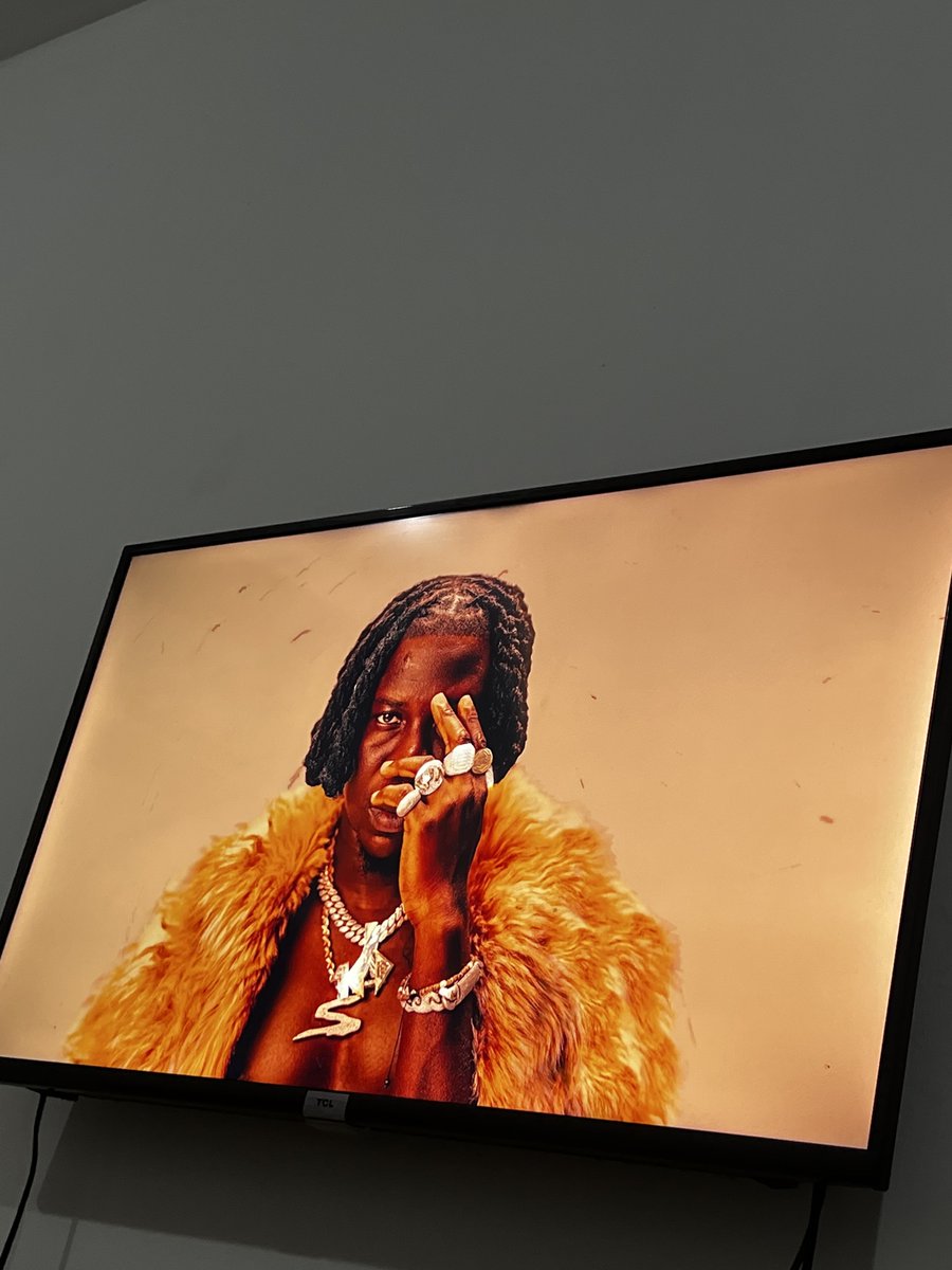 gyaigyimii's tweet photo. Stonebwoy !! #5thDimensionAlbum https://t.co/wfCGOYB8RR