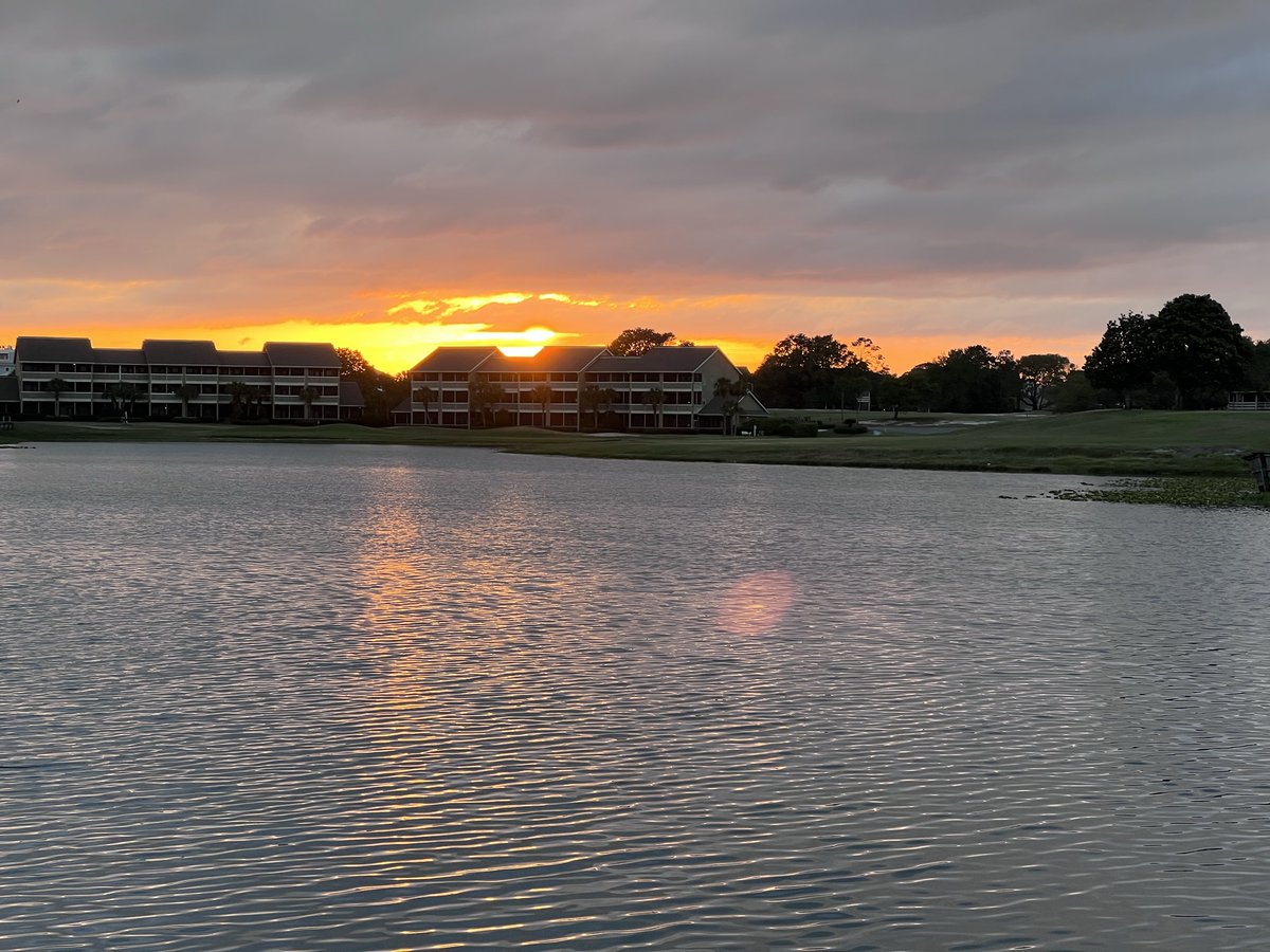 Beauty of a #sunset over Stewart Lake.