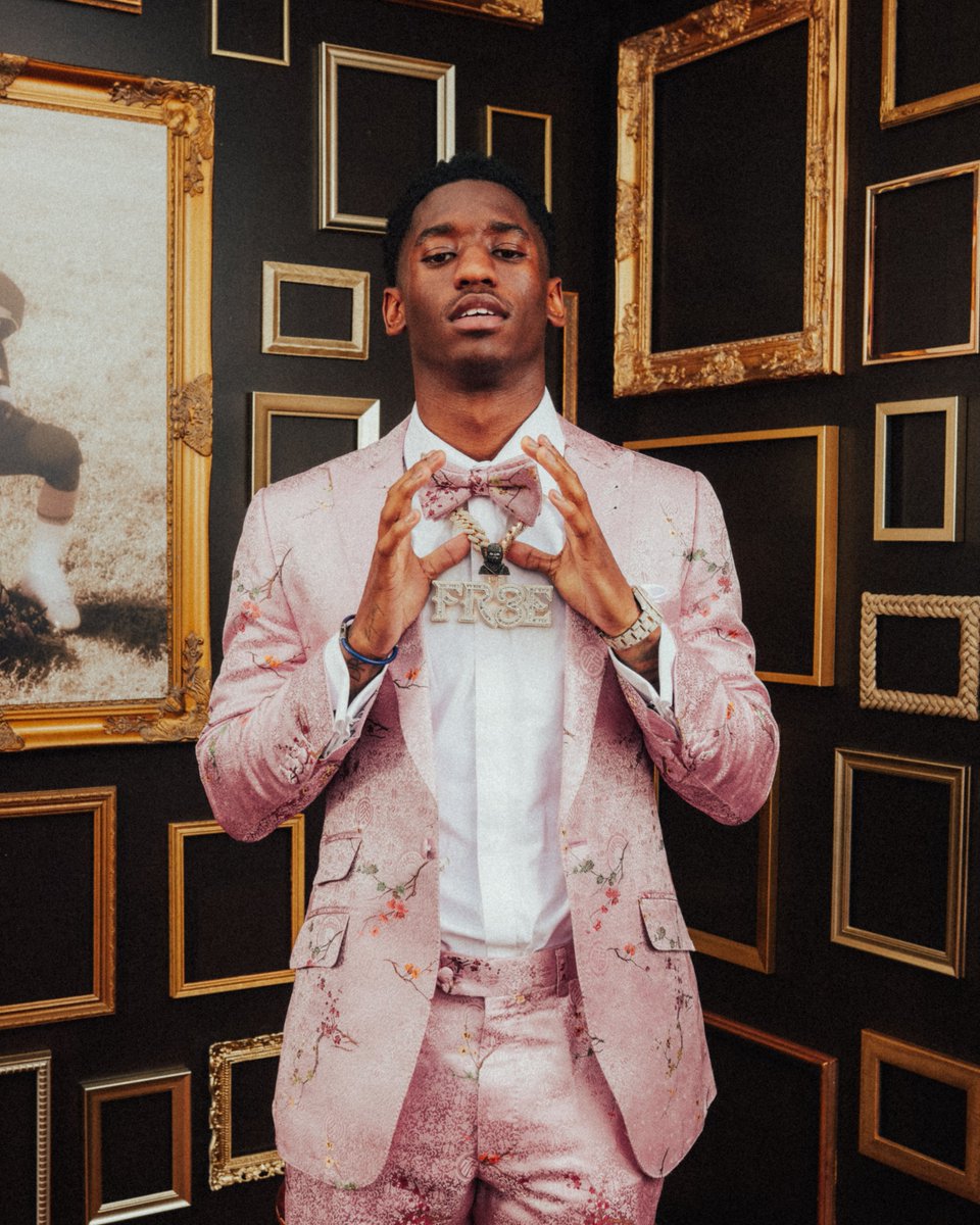 💸🥷

<a href="/Espn_Jordan/">Jordan Addison</a> | <a href="/uscfb/">USC Football ✌️</a> 

📺: 2023 #NFLDraft -- TONIGHT 8pm ET on NFLN/ESPN/ABC
📱: Stream on NFL+