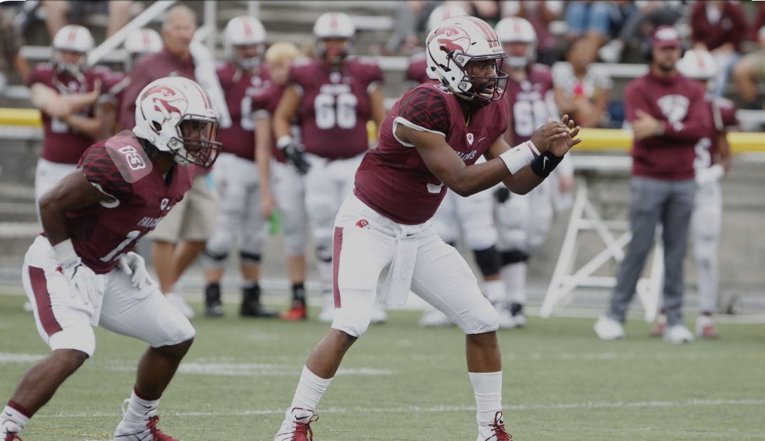 Blessed to receive my first offer from fairmont state . #AGTG <a href="/FairmontStateFB/">Fairmont State Football</a> <a href="/Coach_Lawless/">Coach Dustin Lawless</a> <a href="/RHSBears_FB/">Riverbend Football</a> <a href="/yates_nathan/">Nathan Yates</a>