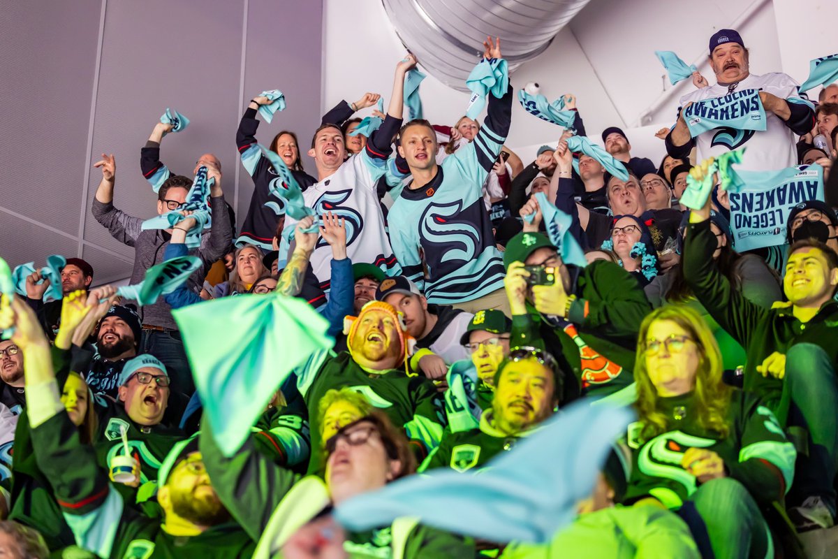 SeattleKraken's tweet photo. SEEEEAAATTTLEEEE!!!

We want to see the ENTIRE city in #SeaKraken colors tomorrow, wear your gear and bring the NOISE to @ClimateArena ⚡️ https://t.co/9ObGW1GN72