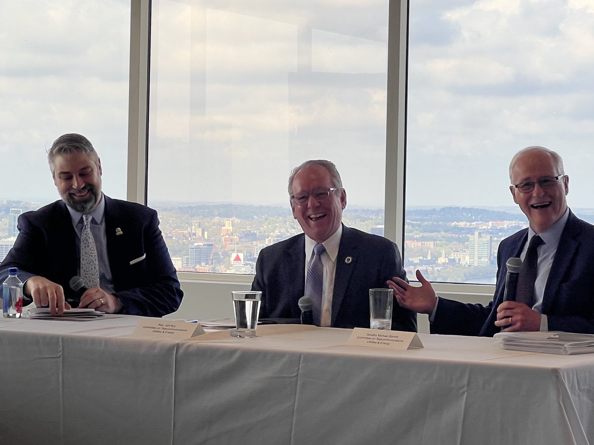 senatorbarrett's tweet photo. At a panel discussion this morning sponsored by Ceres, the national leader in private sector sustainability, I like to think I provided a glowing intro for my energy and climate committee co-chair, State Rep. Jeff Roy. https://t.co/cvpRuNHAIq