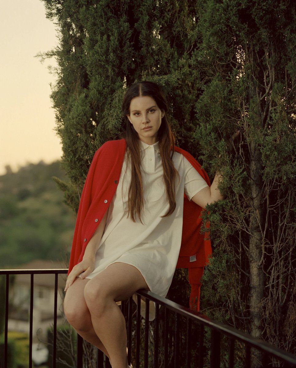 nectarofthetito's tweet photo. razões pelas quais não me identifico com o álbum Lust For Life da Lana Del Rey - a thread 🍒 https://t.co/mvmKASCIPf