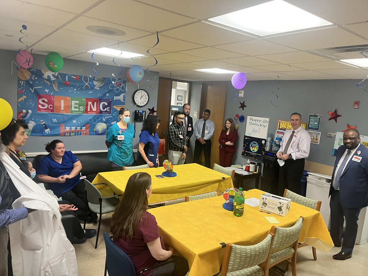 Daniel_NYP's tweet photo. Happy Clinical Laboratories Appreciation Week! @nbginsberg @ASCP_Chicago #SavedByTheLab🔬🧫👩🔬🩸 https://t.co/XQBgKtI4It
