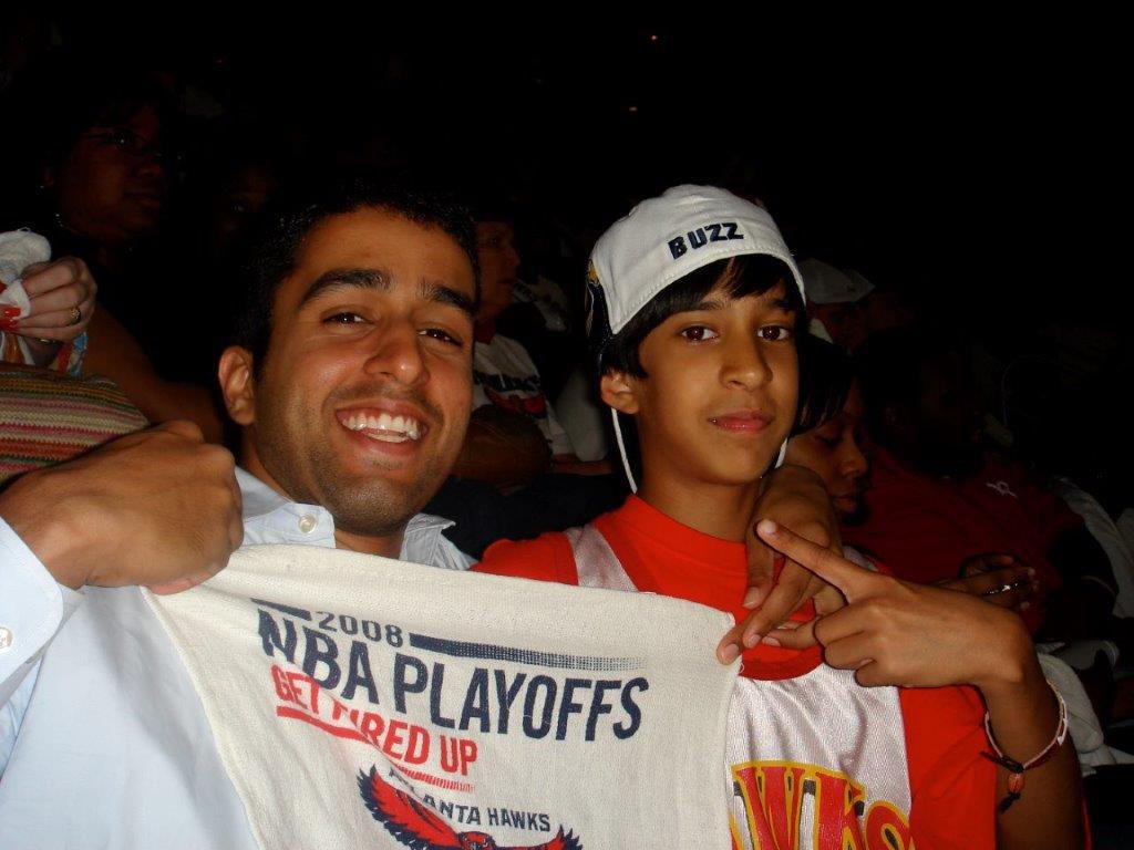 sharie786's tweet photo. We were there!!! @armanrehmann @ATLHawks LETS GOOOO!! #Together404 https://t.co/TYZVrNpqiB