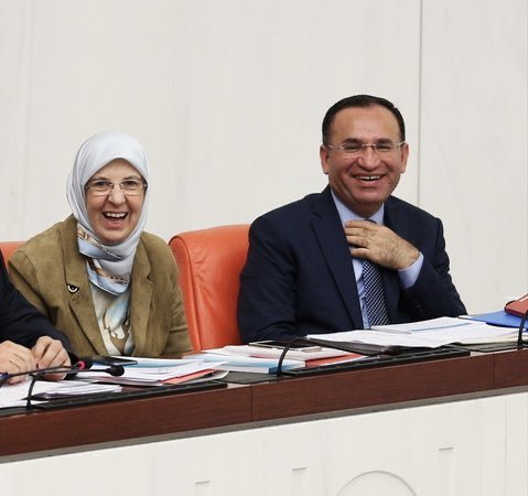 Siz çocuklarınızı, çocuk tecavüzleri için " Bir kereden bir şey olmaz" ve "Çocugun rızası var" diyenlere emanet eder misiniz?