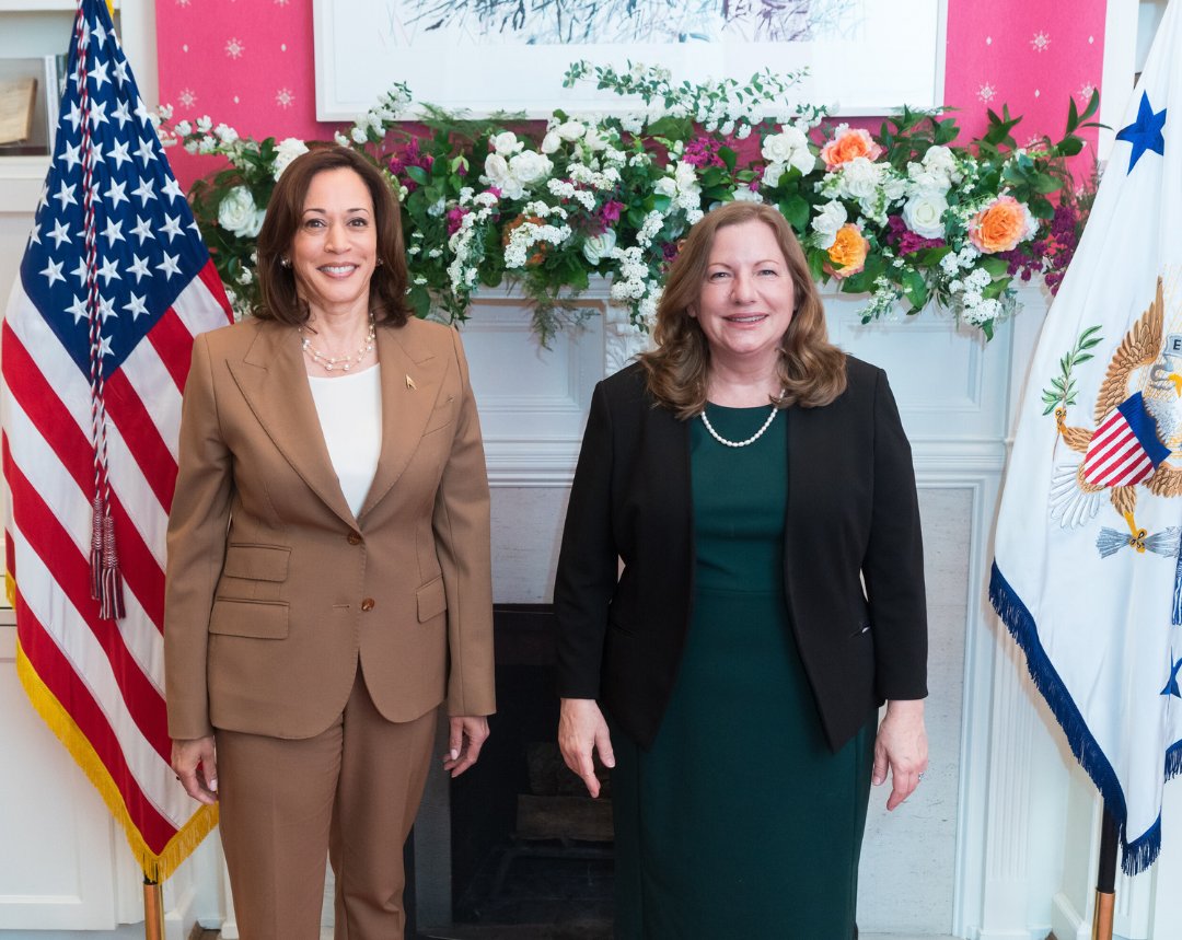 MDeatrick's tweet photo. .@VP Harris' leadership on the Climate and #EnvironmentalJustice Crises continues her strong record of tackling this preeminent issue. 

I've been lucky to attend events with her, and am so impressed by her knowledge, commitment and outreach. #ClimateAction https://t.co/gnmYXhSHvX