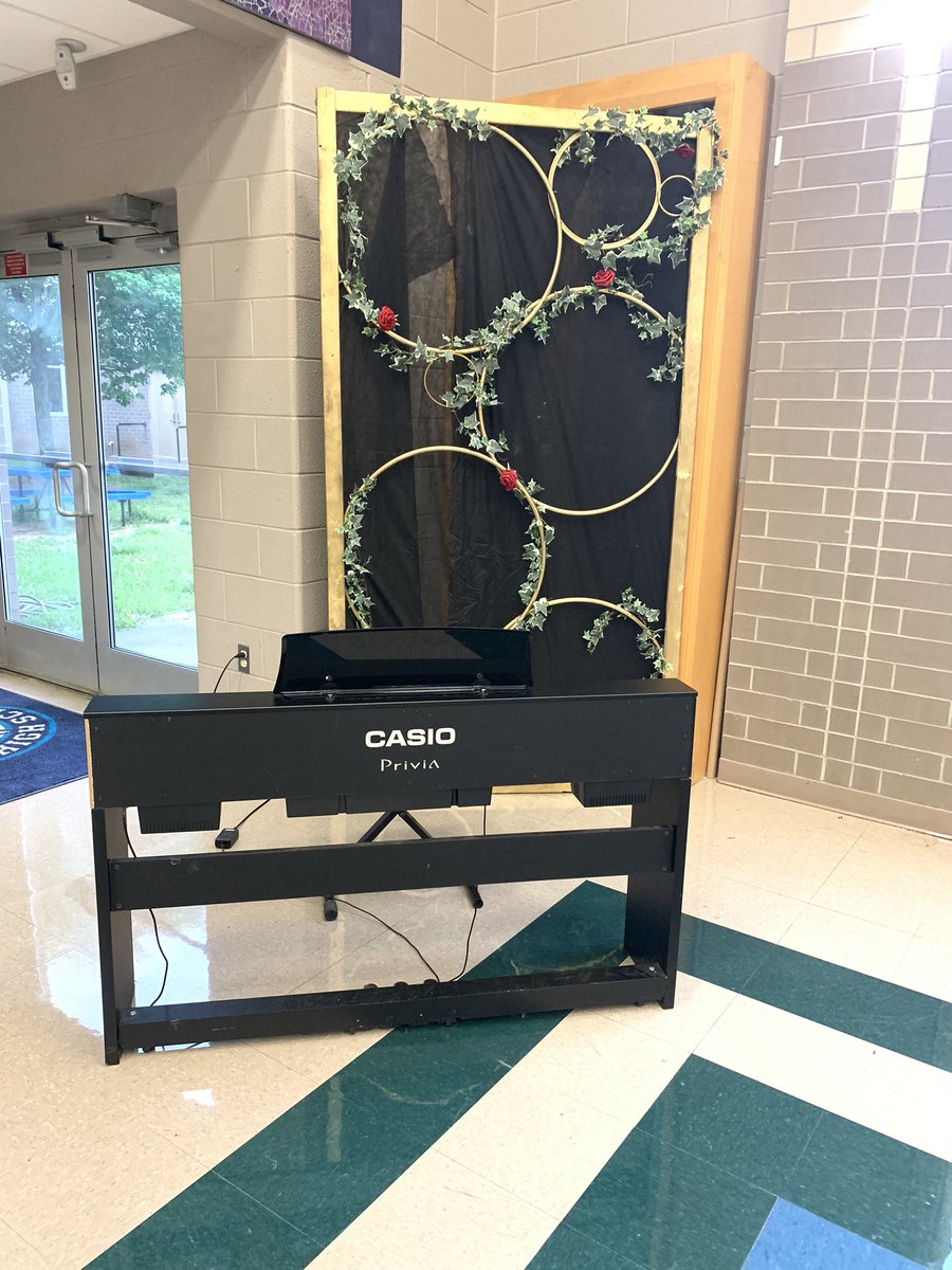 SGH_Humanities's tweet image. Humanities Academy showcase tonight 6:30 - 7:30! Here’s a preview of what there’s to offer: