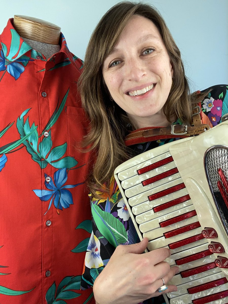 maura_marcks's tweet photo. One year ago today, a shirt I made as a gift for @alyankovic was worn (by him) on stage 😊 glad I took the time to line up the pattern! Truly my happiest day in recent memory. #weirdal #handmadeshirt https://t.co/aGsrUepZqT