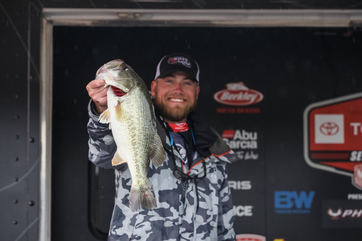 Major League Fishing tweet media