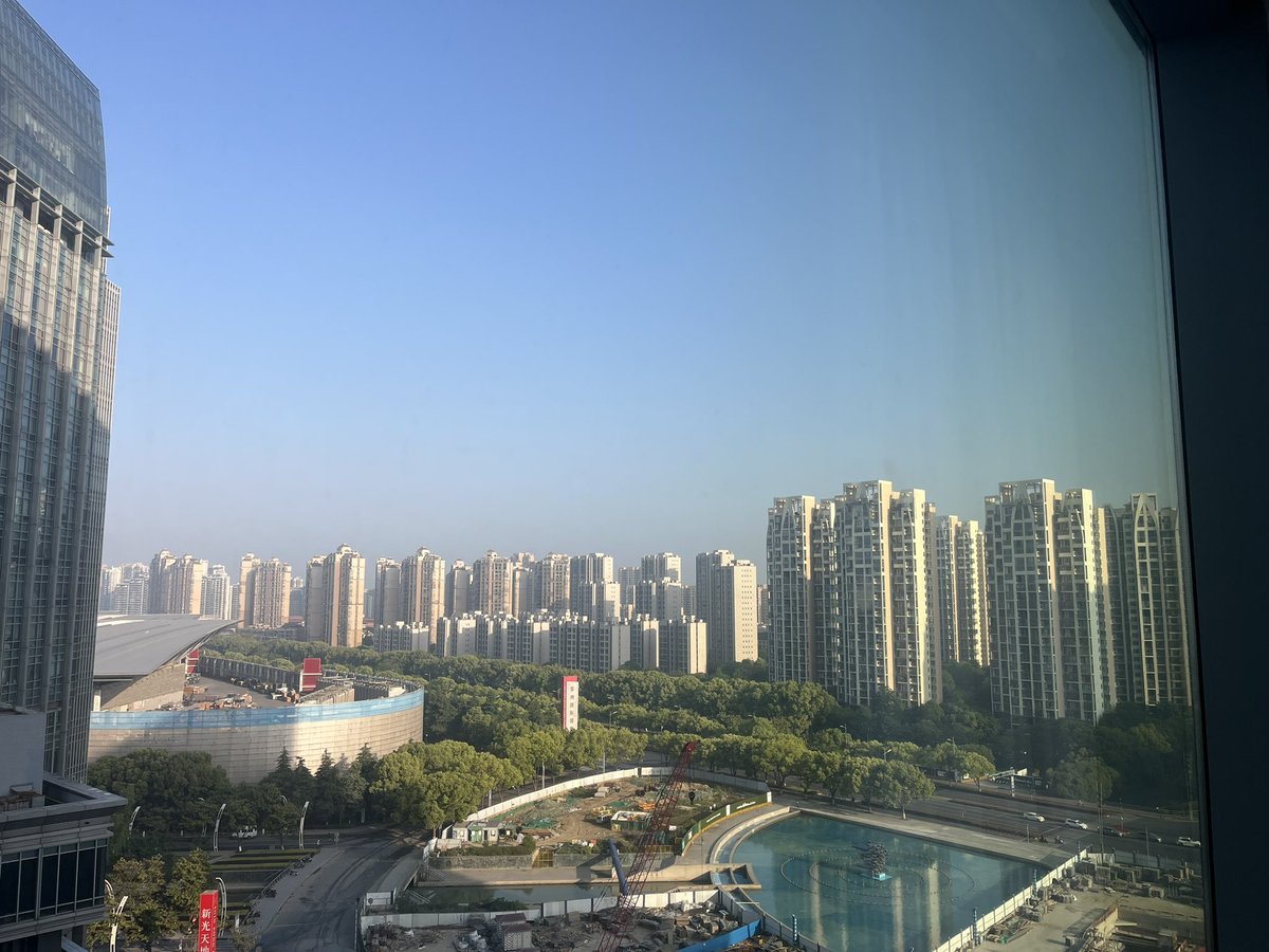 HeadDulwichSG's tweet photo. Good morning Suzhou. Good to be back in our former home. Welcome to the Venice of the Orient #Suzhou #DCSZ https://t.co/tZD8k9Rpju