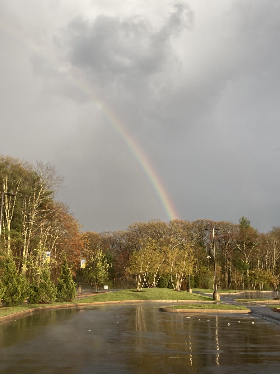 ebjshs's tweet photo. Rainbow 🌈 at EBJSHS! https://t.co/mhXm3eca41