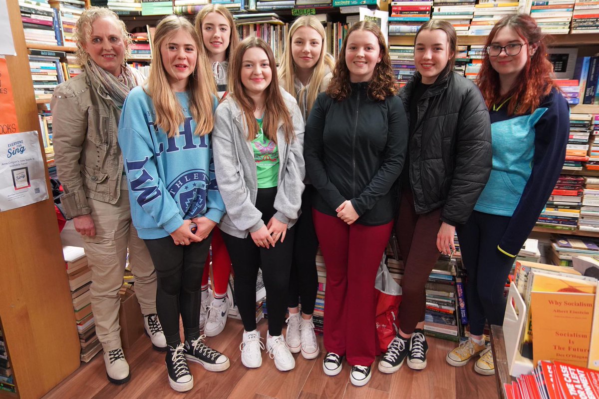 RedBooksWexford's tweet photo. Poetry Day Magic tonight! Congrats to our comp winners Deirdre O Connor, Megan Kenny and Stephen Comerford, and well done to the other 14 finalists, including 1 primary school student &amp; six girls from @PresWex 
Proof that the youth will keep books alive. https://t.co/ZEyzViZPng