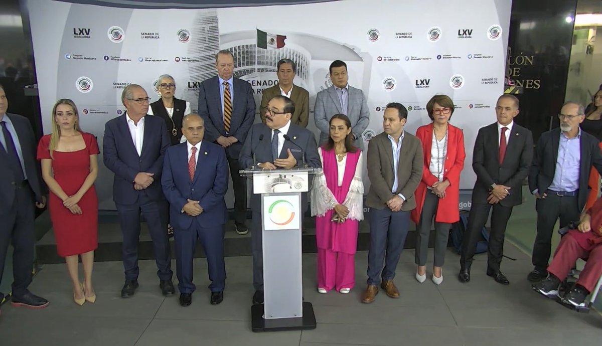 Juan_OrtizMX's tweet photo. La oposición acaba de anunciar que no permitirán sesionar hasta que se designe un comisionado en el INAI. https://t.co/Dn8CiSwLi1