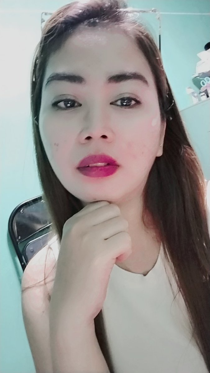Katrina_18F's tweet photo. Happy Friday 😀 https://t.co/VqPwjf1CHl