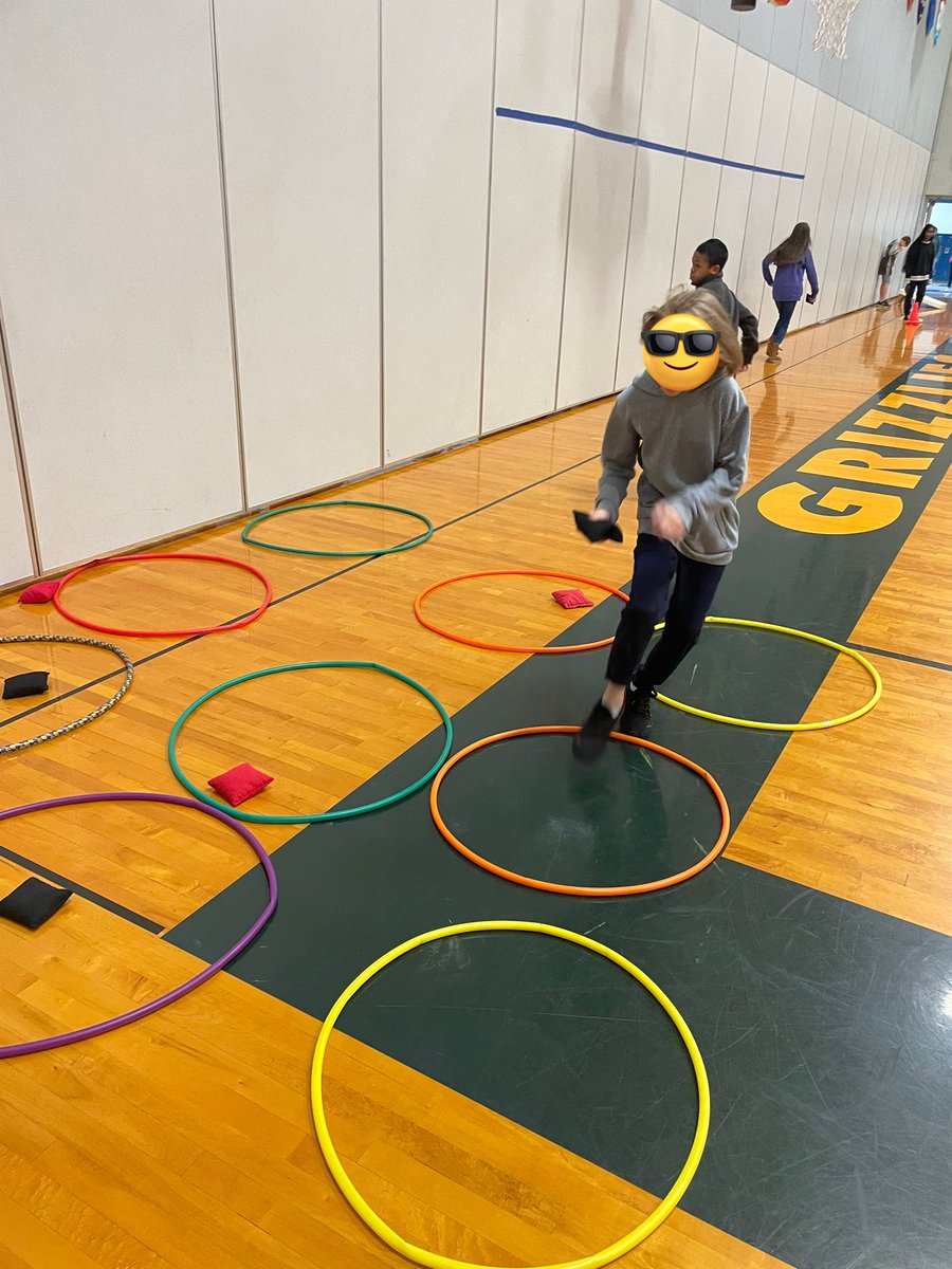 Sarah Brucher tweet media