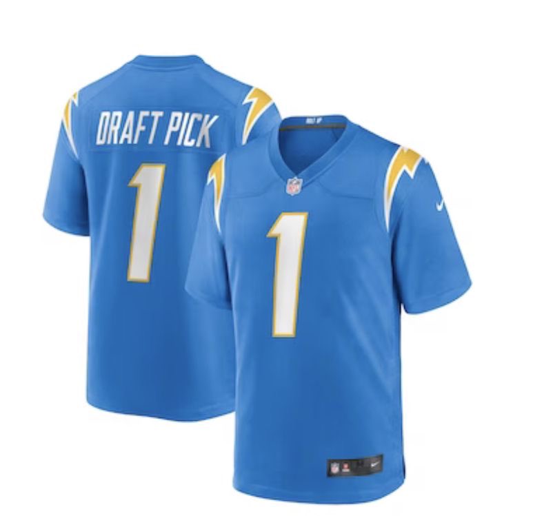 ChargersMuse's tweet image. Happy Draft Day #Chargers Fans!⚡️⚡️
We are doing a jersey giveaway
1. RT this post
2. Comment who you want the Chargers to Draft tonight
3. Must be following
4. Good luck! ⚡️⚡️