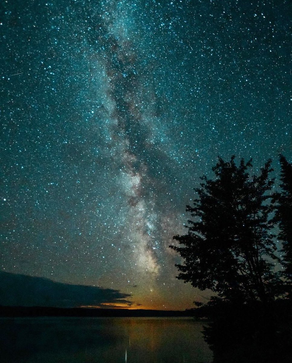 ExploreON's tweet photo. Explore the great Canadian wilderness just north of Toronto!
Experience freshwater lakes, forests and wildlife this summer in Ontario’s four-season cottage country. #greatcanadianwilderness #explorersedge #CanadaTourismWeek @rto12news https://t.co/BIhm8ffm14