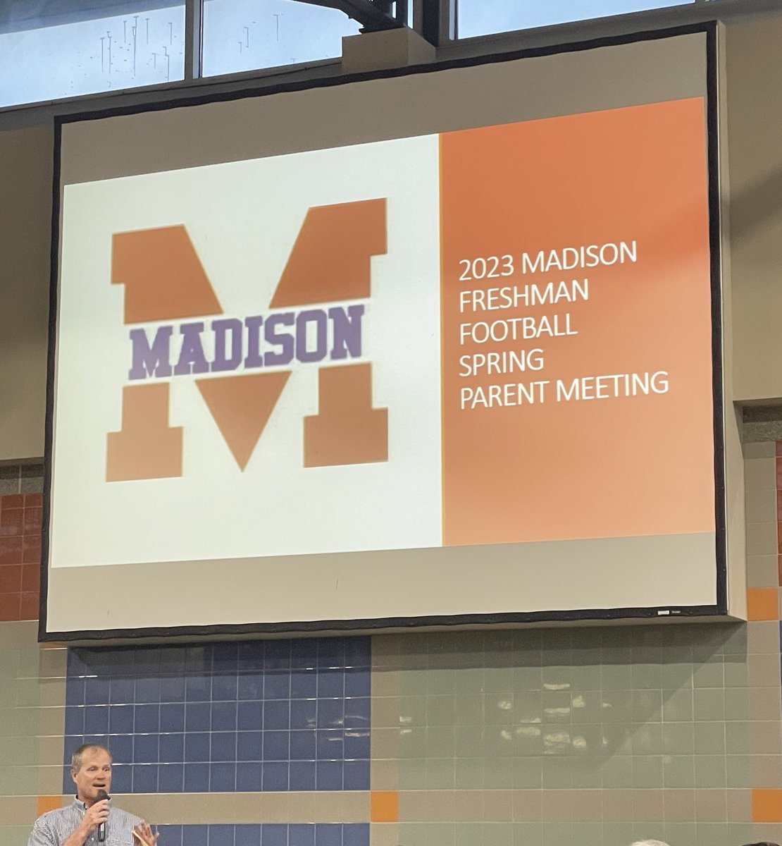 HitManC21's tweet photo. @JMadison_FB Freshman Football meeting ✅ #weready https://t.co/YfwLf7my6i