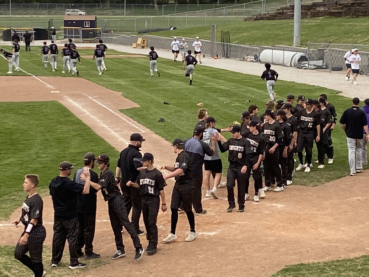 RushmanAngie's tweet photo. @LSEBaseball Way to play Knights! ⚔️😢⚔️ https://t.co/yZIMkJ9xmJ