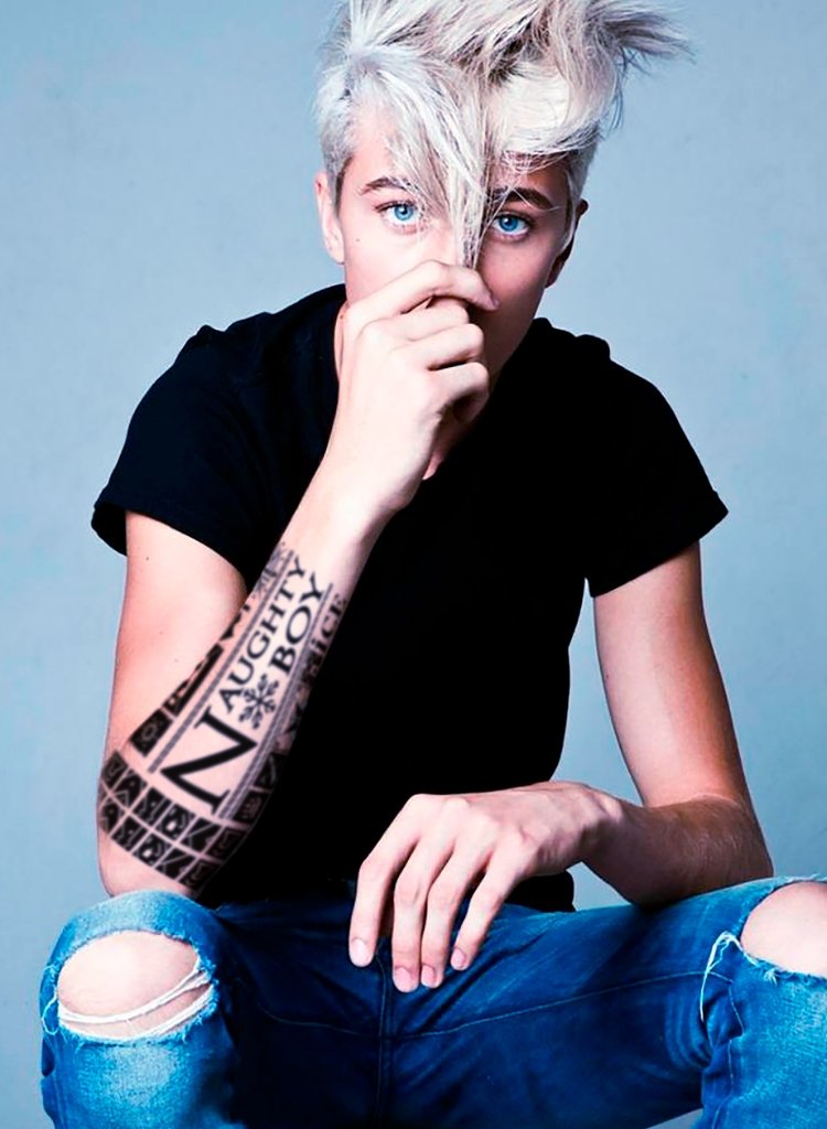 ⠀⠀⠀⠀⠀ ·⠀⠀⠀  𝔍𝔞𝔠𝔨𝔰𝔬𝔫 𝔒𝔳𝔢𝔯𝔩𝔞𝔫𝔡 𝔉𝔯𝔬𝔰𝔱 
 　 ˚ * .
 　 　　 *
　 　　　　 * ⋆
❝𝑮𝒖𝒂𝒓𝒅 𝑤𝑖𝑡ℎ 𝑦𝑜𝑢𝑟 𝑙𝑖𝑓𝑒 𝑡ℎ𝑒𝑖𝑟 𝒉𝒐𝒑𝒆𝒔 𝑎𝑛𝑑 𝒅𝒓𝒆𝒂𝒎𝒔...❞
　 　　 　　  · 　　 ⋆
 　　 　　  ⋆ ·    *
 　　　 ⋆  ✧
⠀˗ˏˋ𝓝𝓲𝓰𝓱𝓽𝓵𝓲𝓰𝓱𝓽 ˎˊ˗